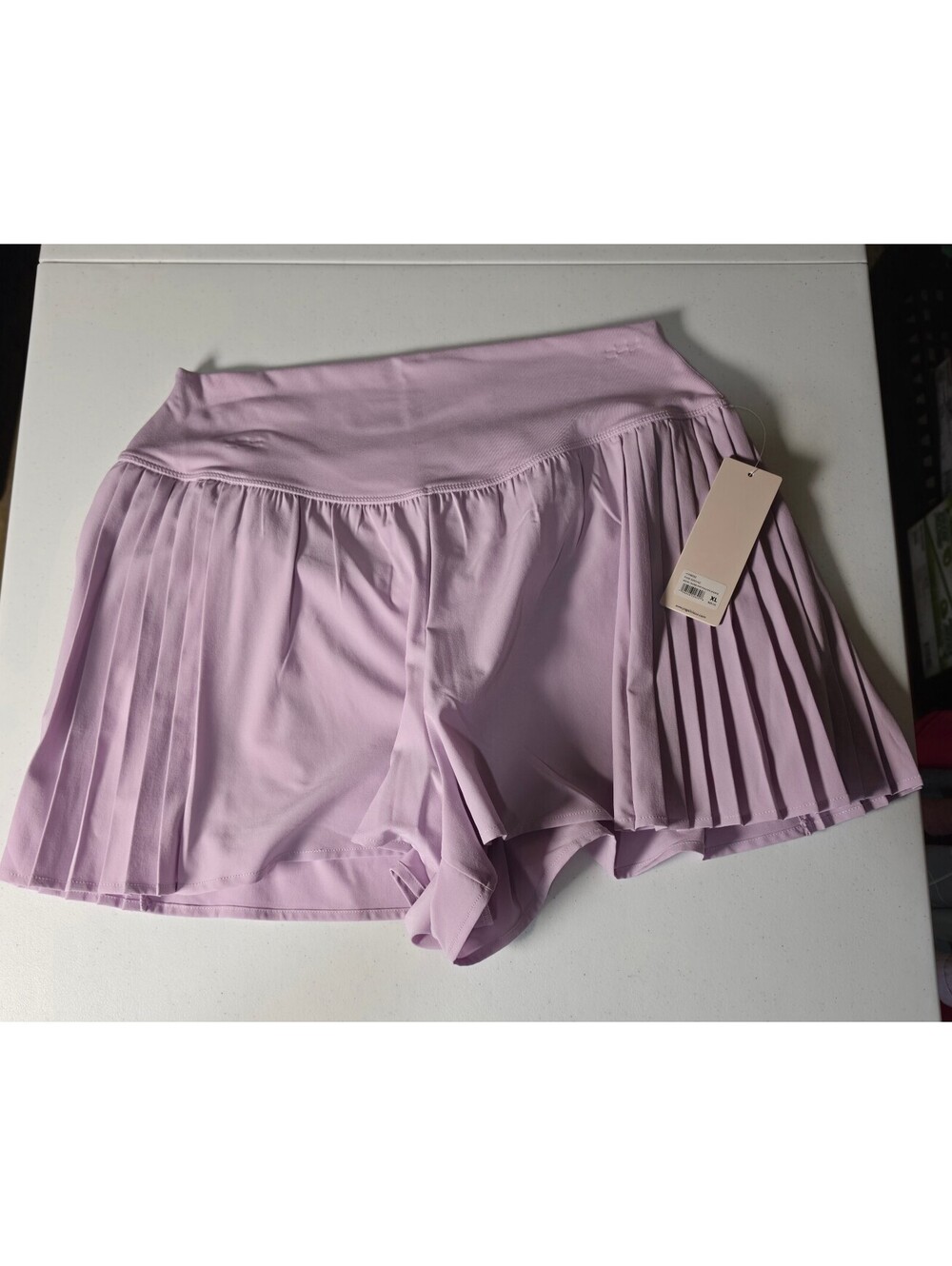 Yogalicious Woven Roxburry Pleated Shorts in Fair Orchid XL
